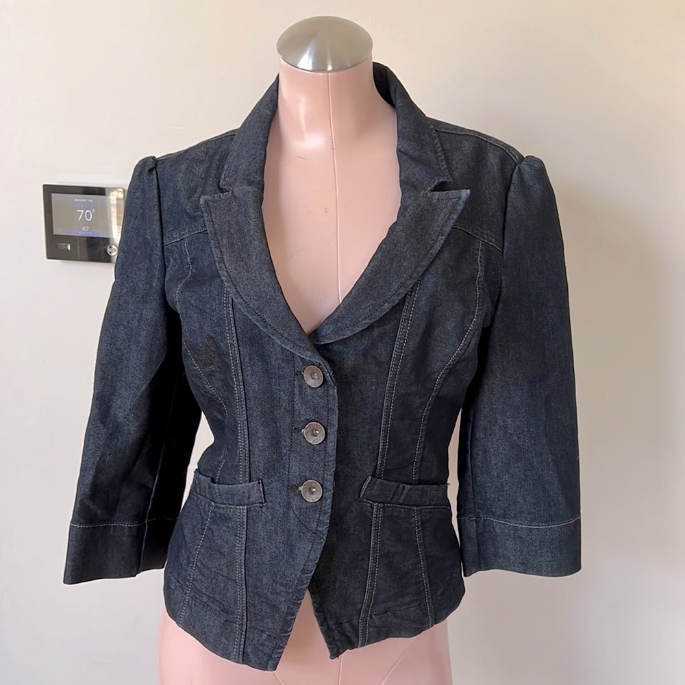 Express quality denim jacket